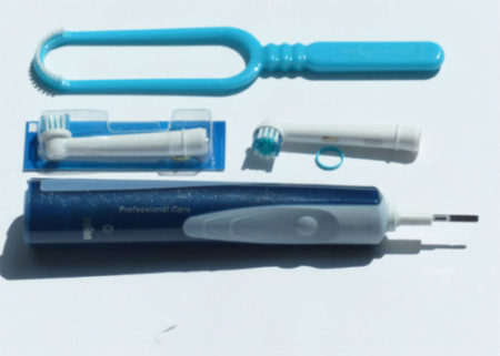 electric-toothbrush